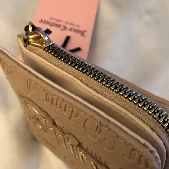 Juicy Couture Cafe Upgrade U L-Zip Faux Leather Card Case NWT - Picture 11 of 16